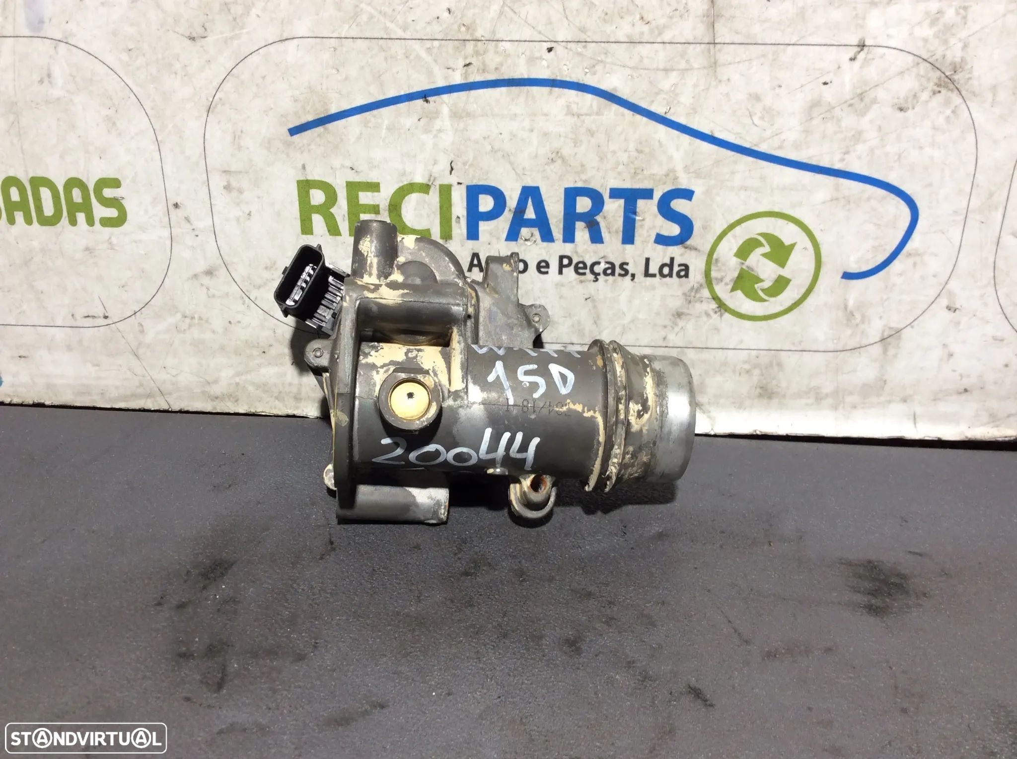Borboleta da admissão Mercedes A180 W177 - 1