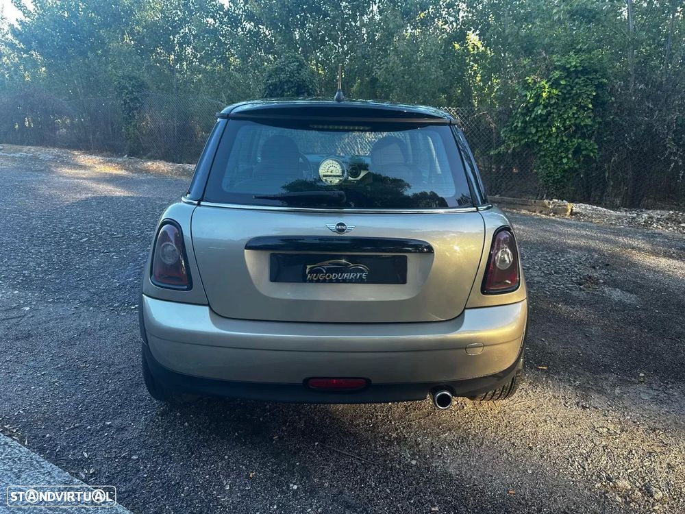 MINI 3 Portas Cooper D - 5