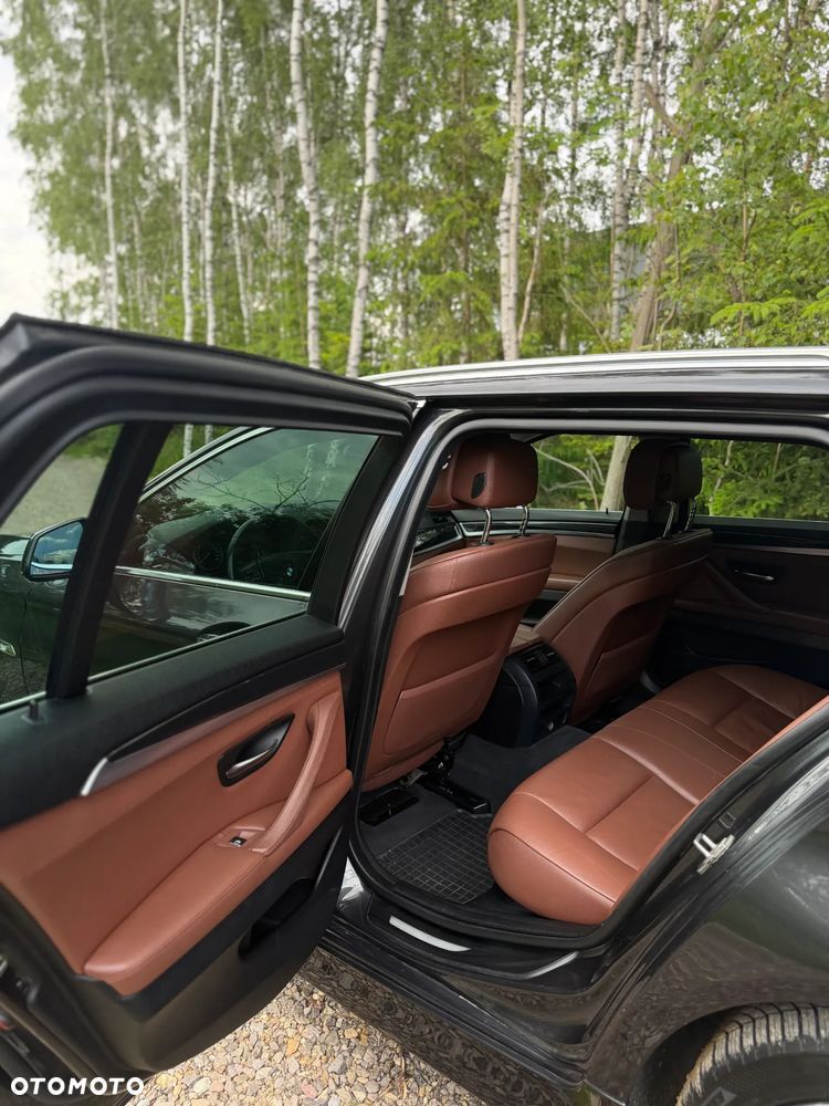 BMW Seria 5 520d - 16