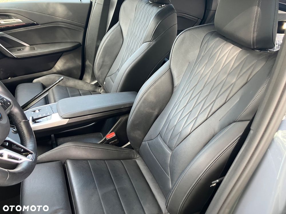 BMW X1 xDrive23i - 11