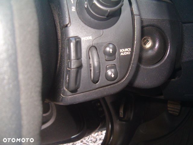 Renault Clio - 20
