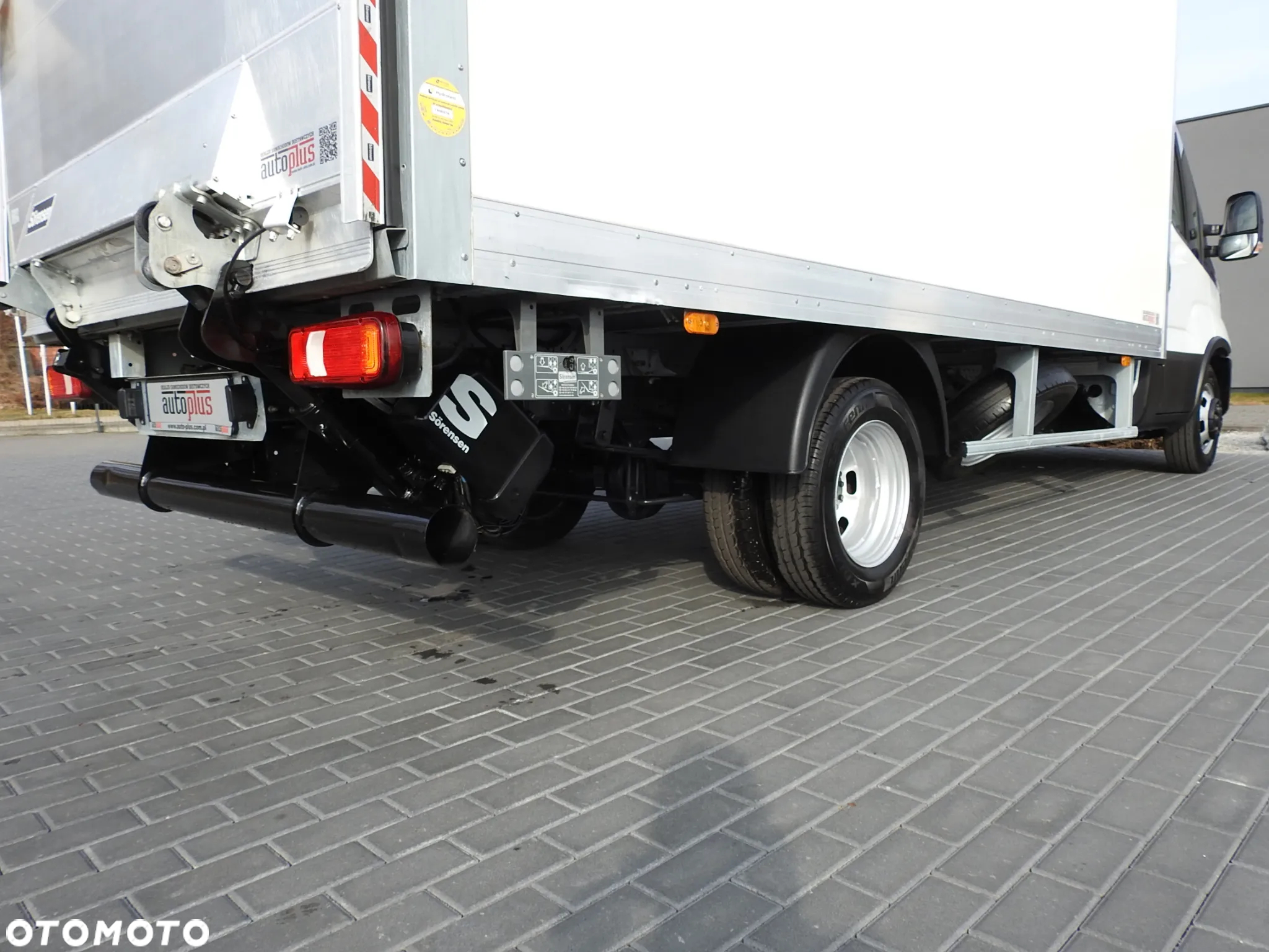 Iveco DAILY 35C16 KONTENER WINDA 8 PALET TEMPOMAT BLIŹNIACZE KOŁA KLIMATYZACJA 160KM [ 732294 ] - 18