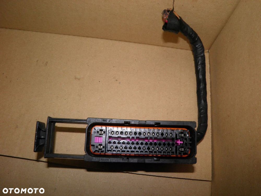 TRANSPORTER T5 KOSTKA WTYCZKA WIĄZKA POMPY ABS - 3