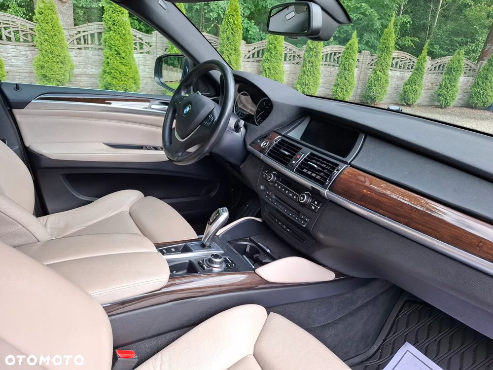 BMW X6 - 21