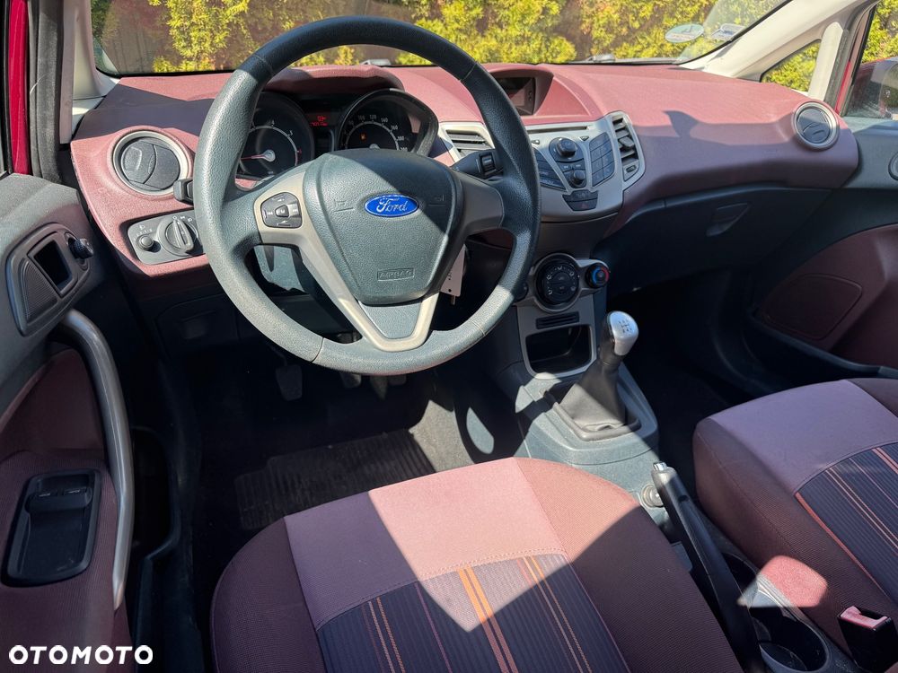 Ford Fiesta 1.25 Champions Edition - 14