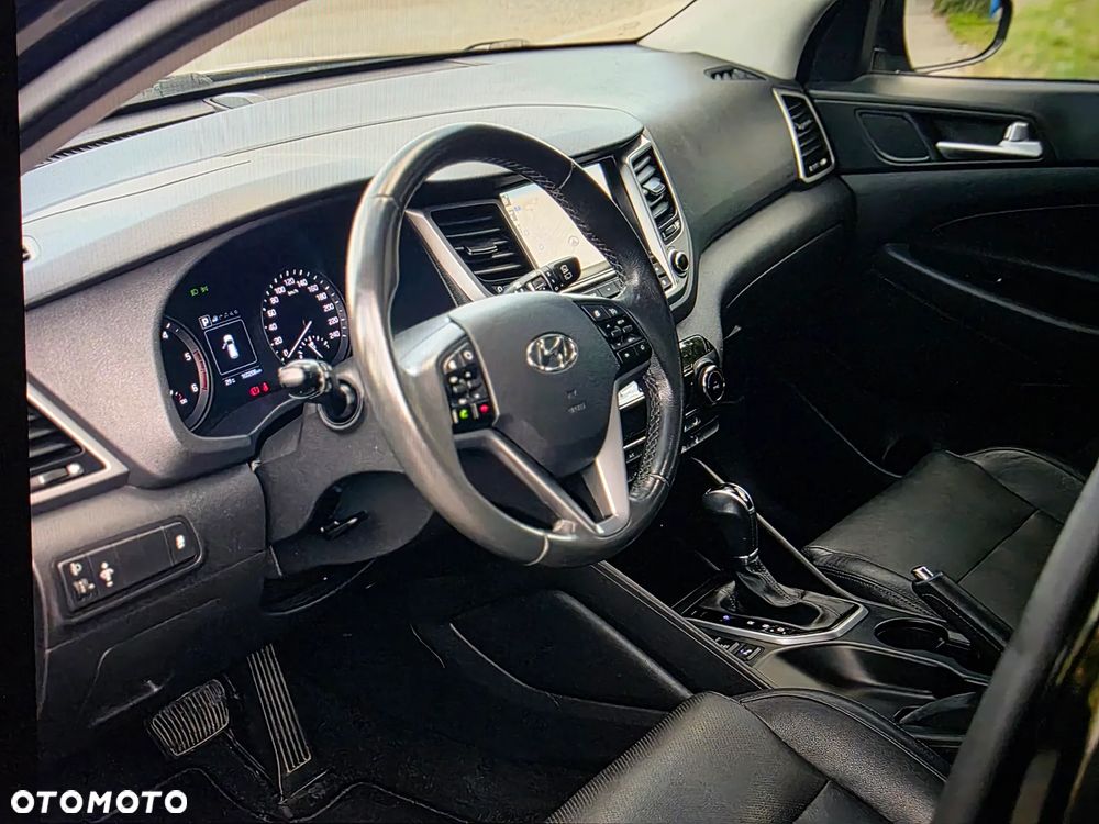 Hyundai Tucson 2.0 CRDI 4WD Automatik Premium - 8
