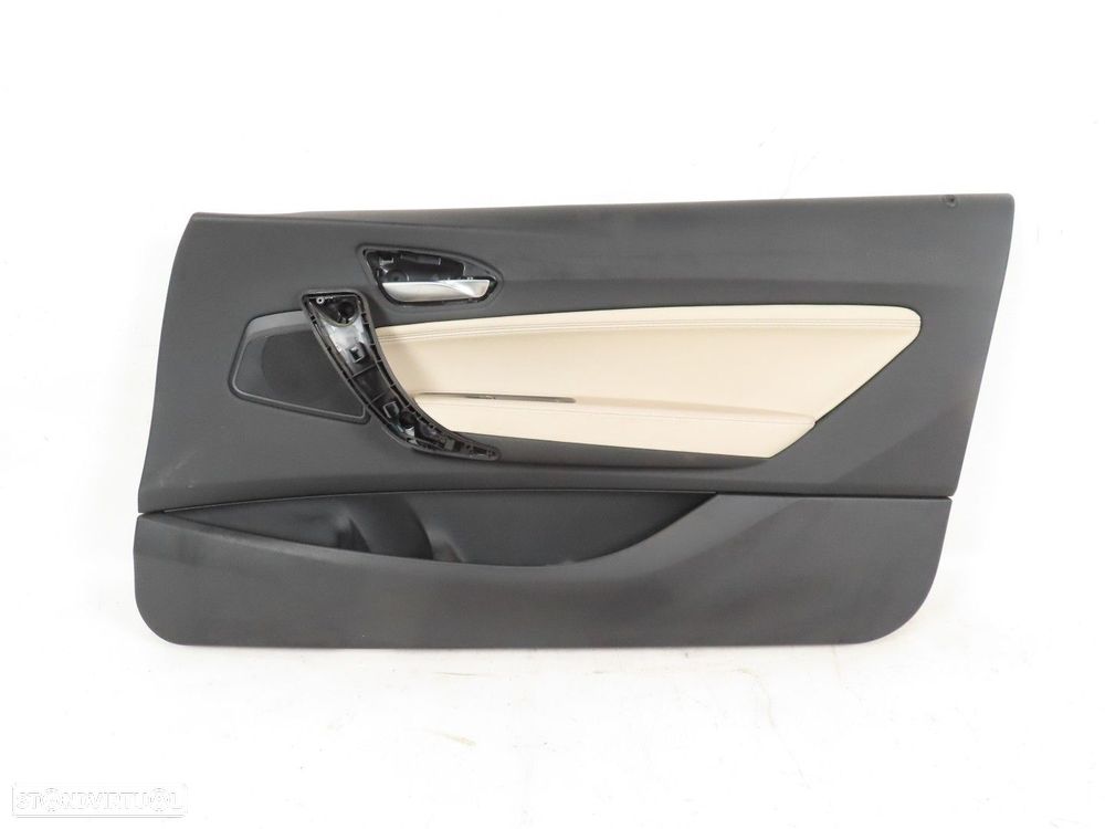 Forra da Porta em Pele Direito/Frente Seminovo/ Original BMW 1 (F21)/BMW 2 Coupe... - 1