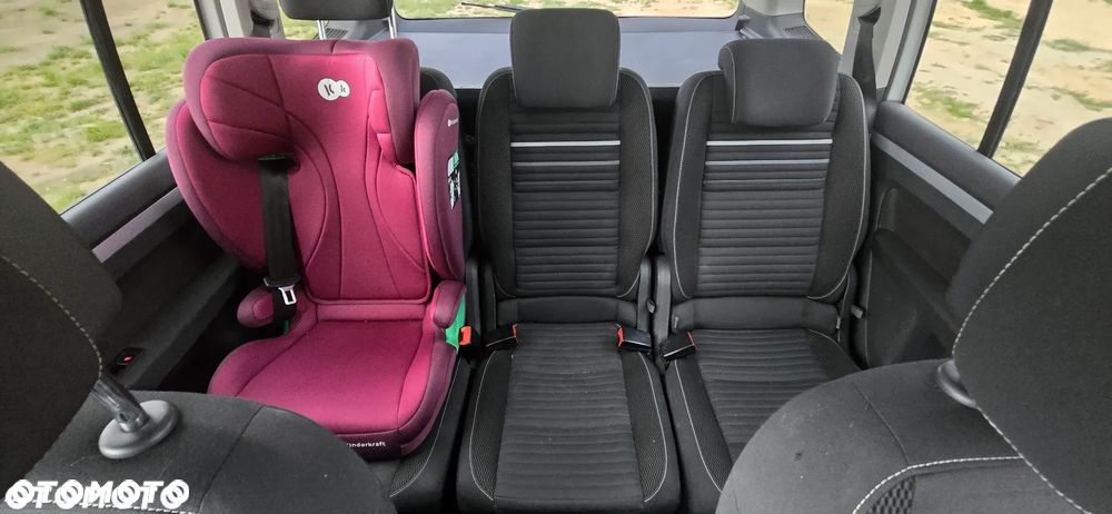 Volkswagen Touran 1.6 TDI DPF Comfortline DSG - 11