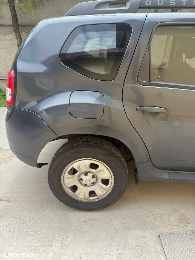 Dacia Duster 1.5 dCi 4x4 Laureate - 4