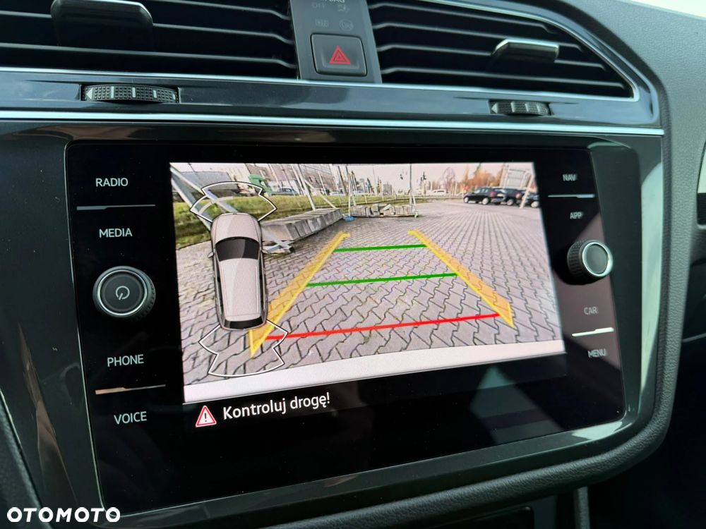 Volkswagen Tiguan 2.0 TDI SCR 4Mot Elegance DSG - 29