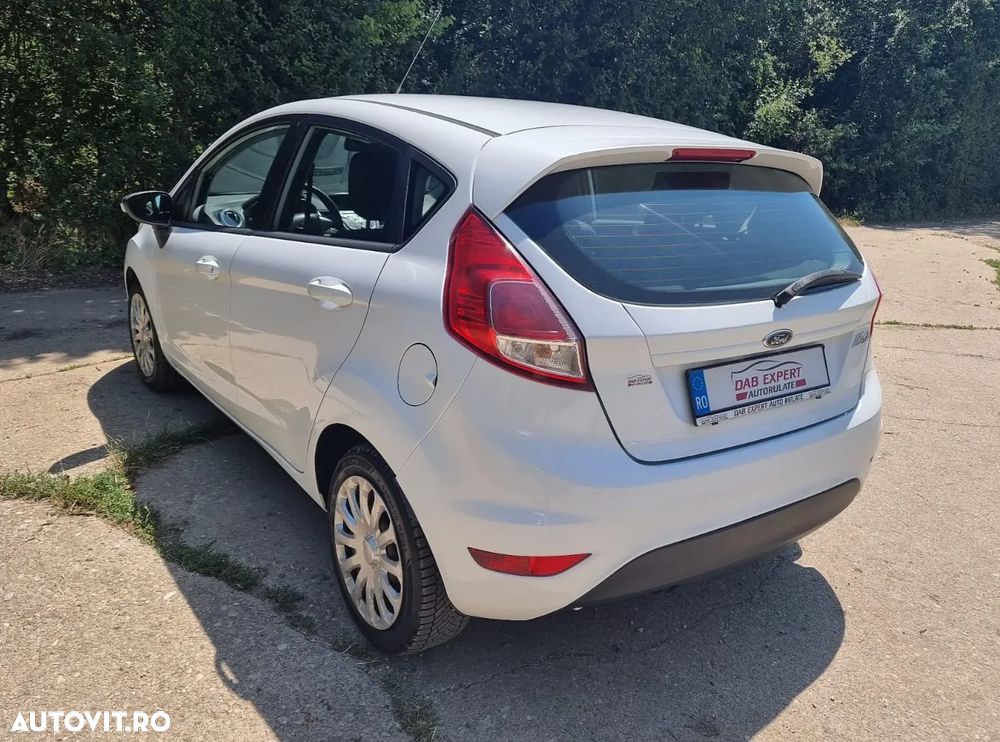 Ford Fiesta - 7