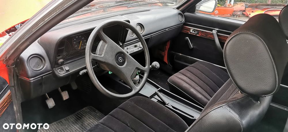 Opel Manta - 10