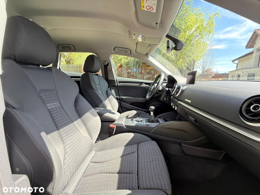 Audi A3 Sportback 1.6 TDI Sport - 27
