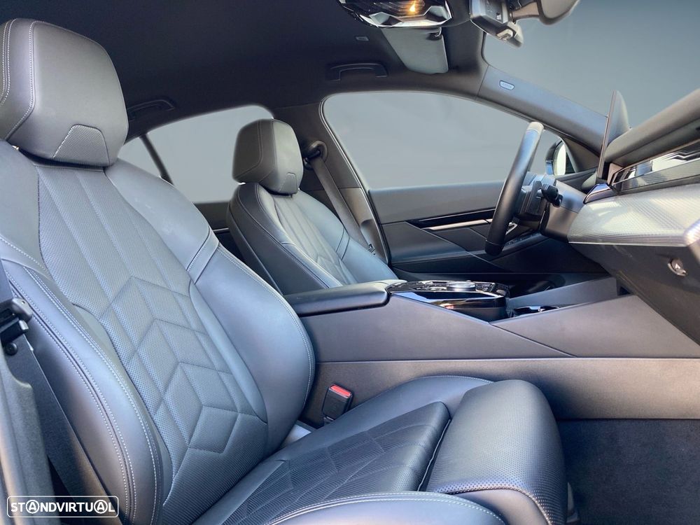 BMW 520 d Pack Desportivo M - 17