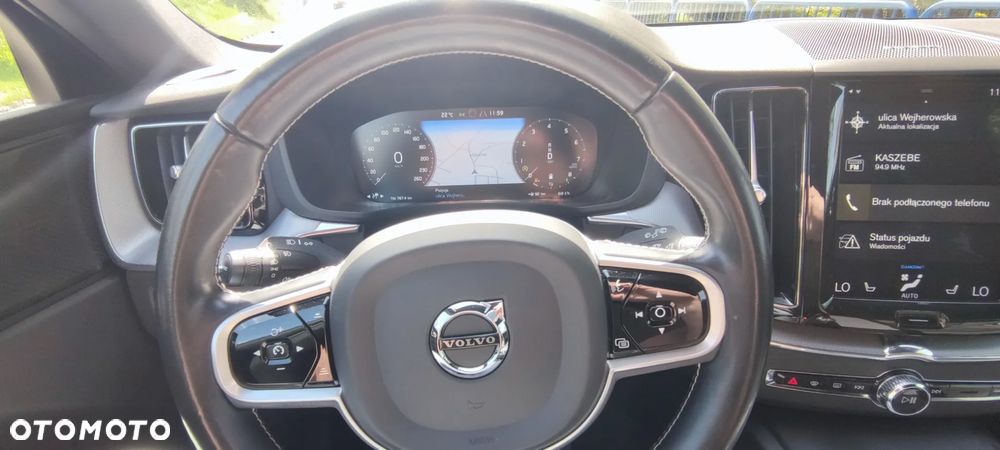 Volvo XC 60 B5 B AWD R-Design - 19