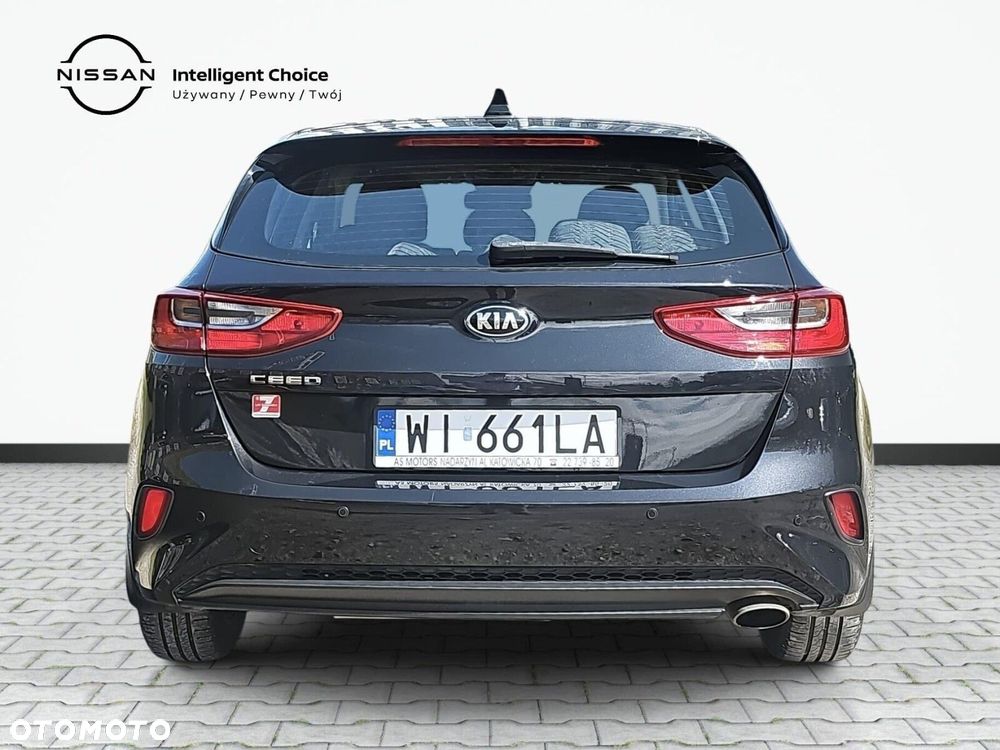Kia Ceed - 7