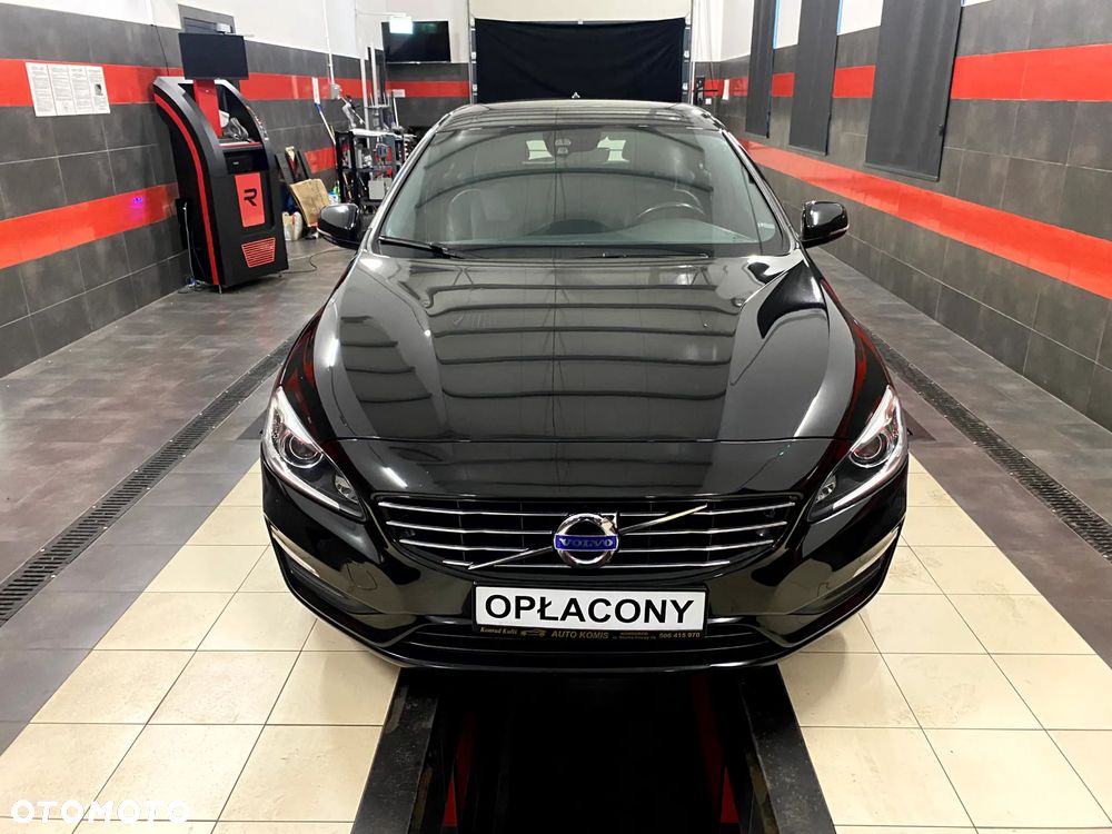 Volvo V60 D3 Momentum - 4