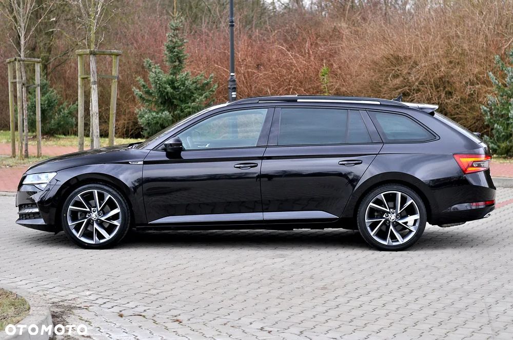 Skoda Superb 1.5 TSI DSG Sportline - 6
