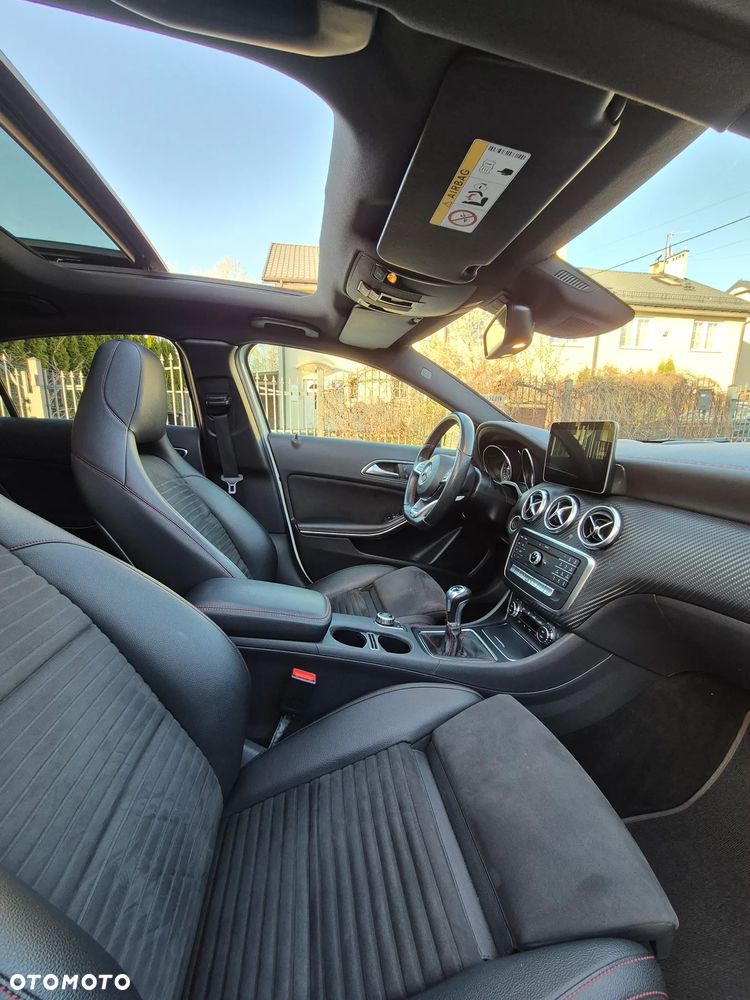 Mercedes-Benz Klasa A 250 AMG Line - 35