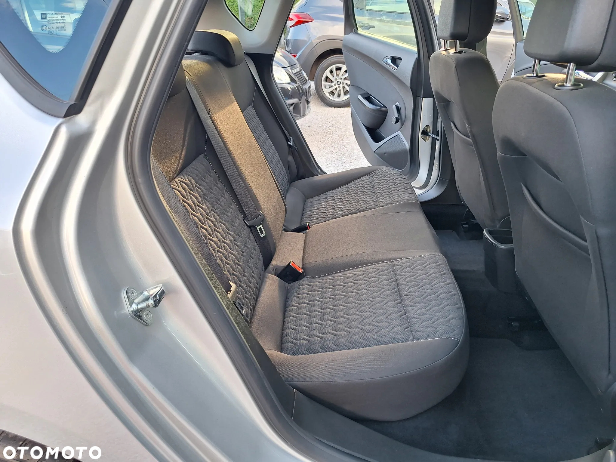 Opel Astra 1.6 Active - 24