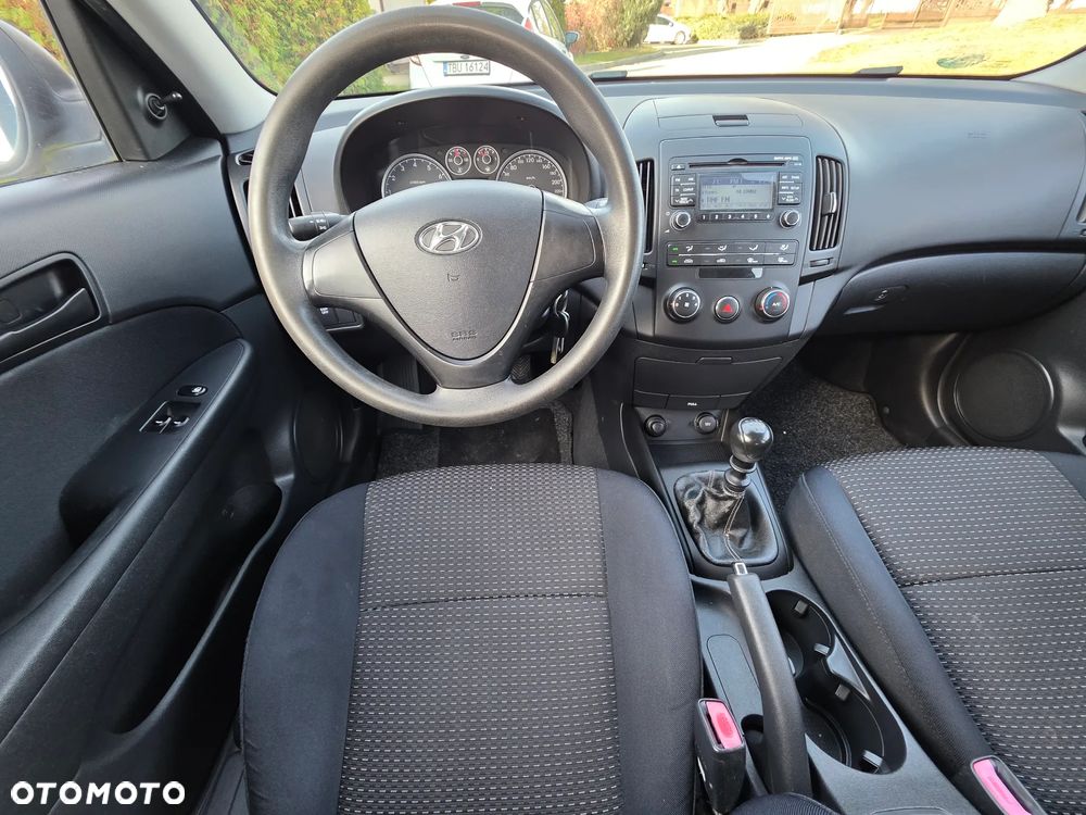 Hyundai i30 i30cw 1.6 blue Comfort - 26