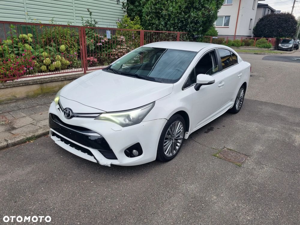 Toyota Avensis - 1