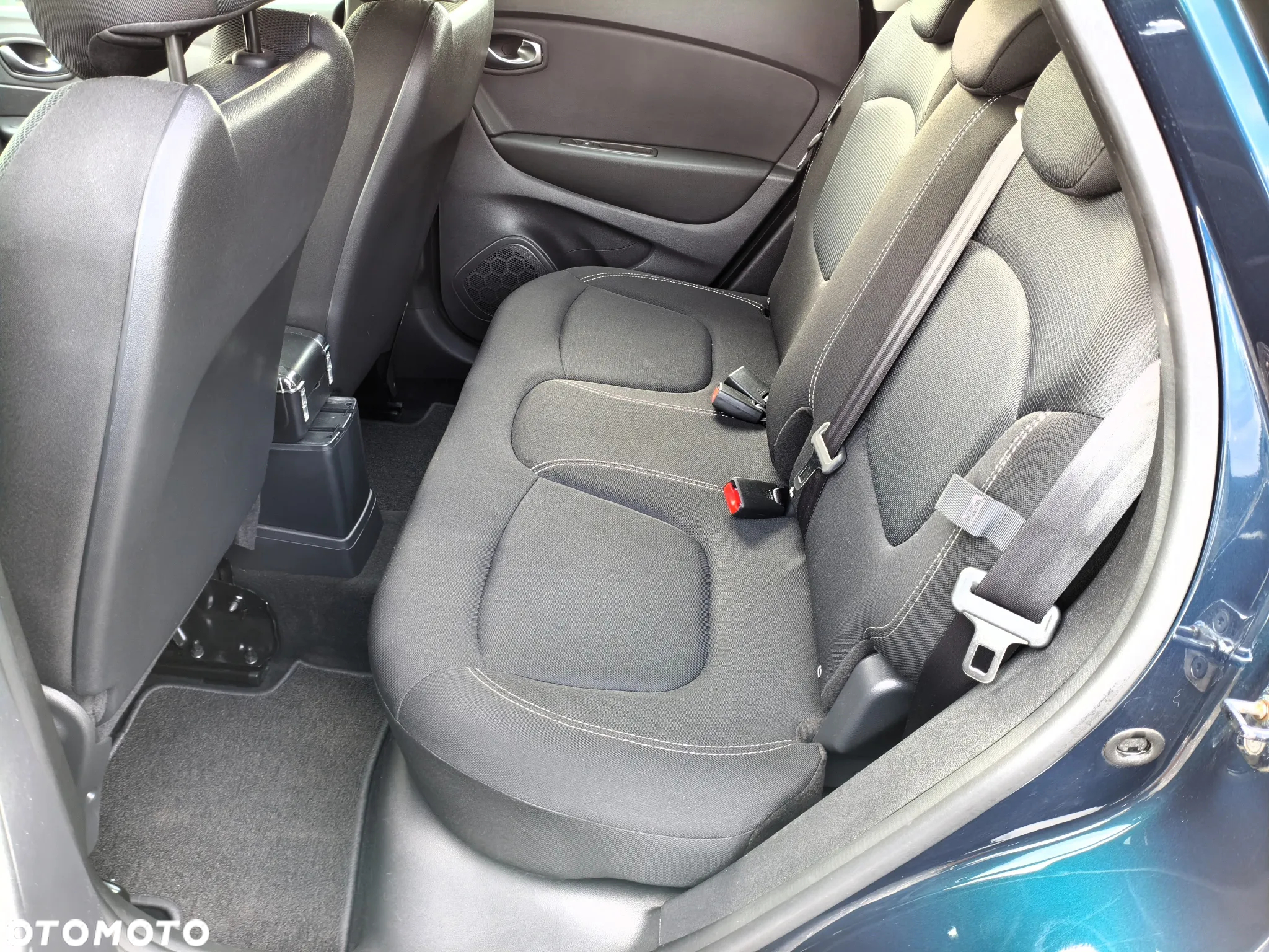 Renault Captur ENERGY TCe 120 EDC Intens - 19