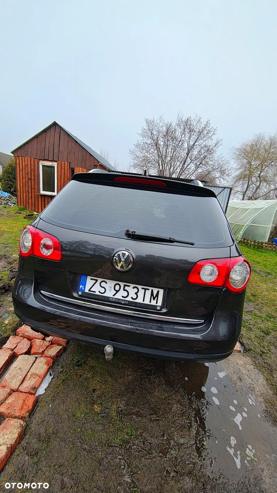 Volkswagen Passat 2.0 TDI DPF Highline DSG - 2