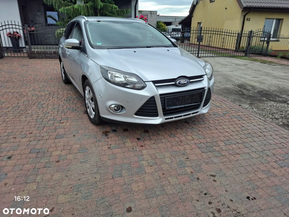 Ford Focus 1.6 EcoBoost Titanium - 4