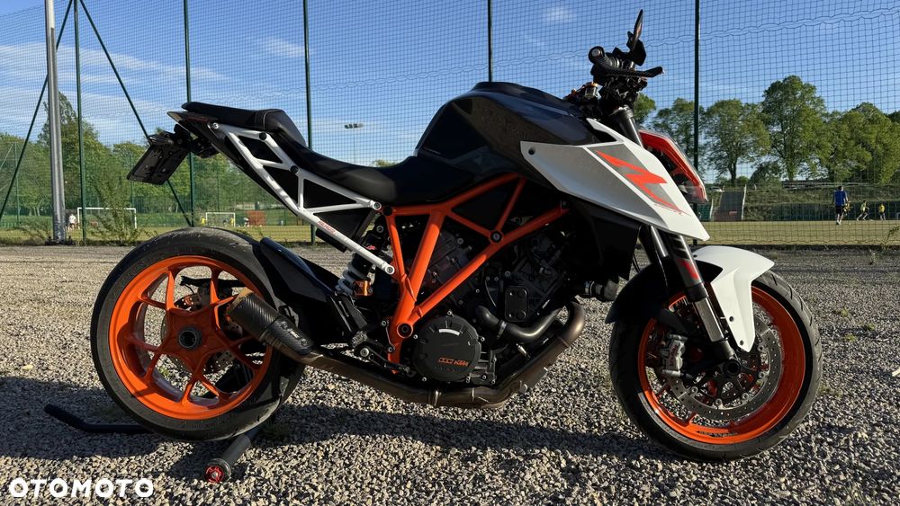 KTM Super Duke - 11