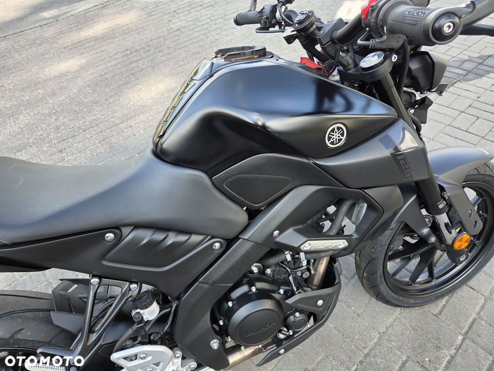 Yamaha MT - 16
