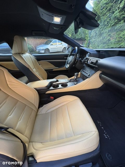 Lexus RC 200t / 300 F Sport - 11