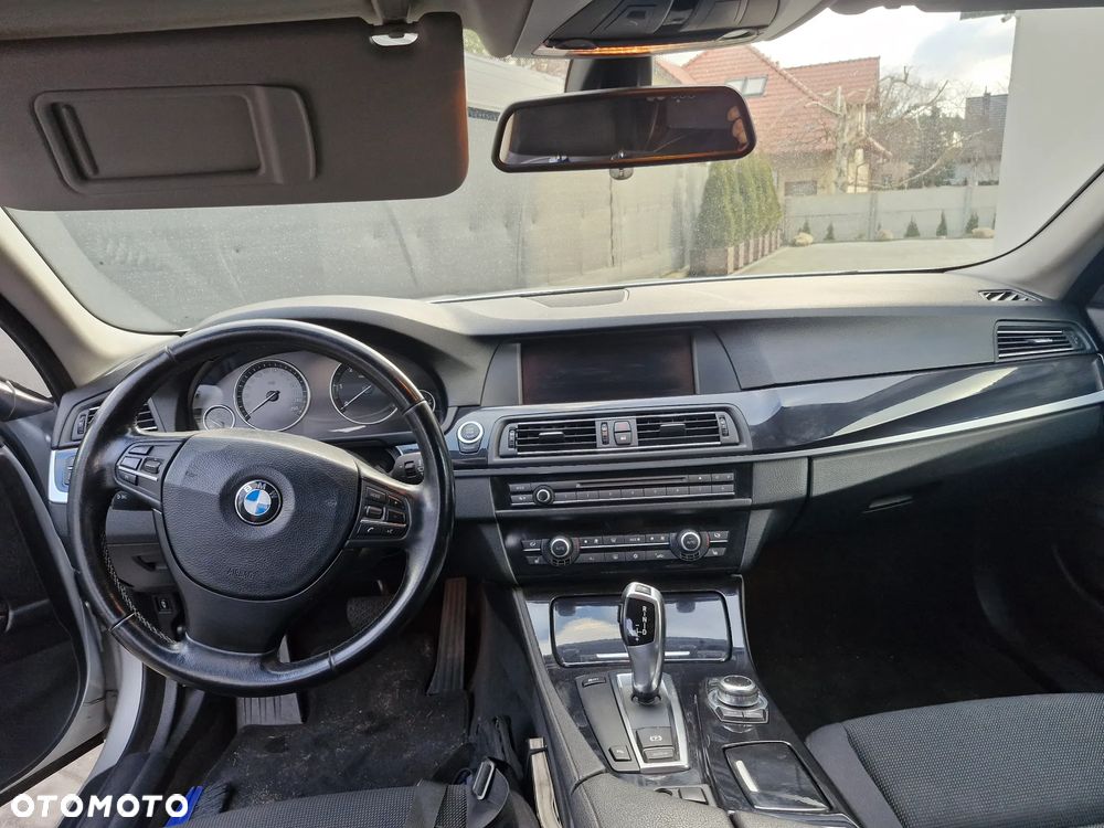 BMW Seria 5 520d Luxury Line - 7