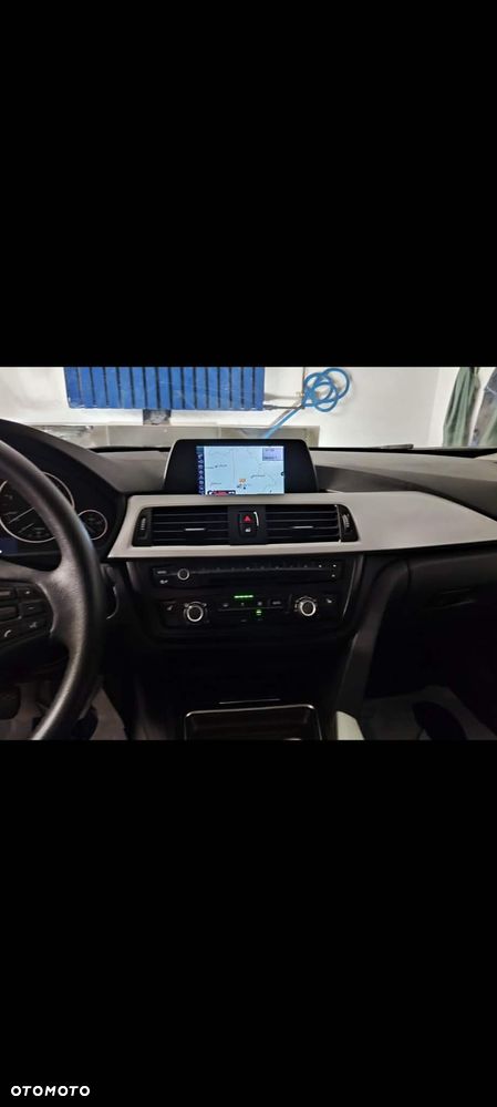 BMW Seria 3 318d DPF - 4