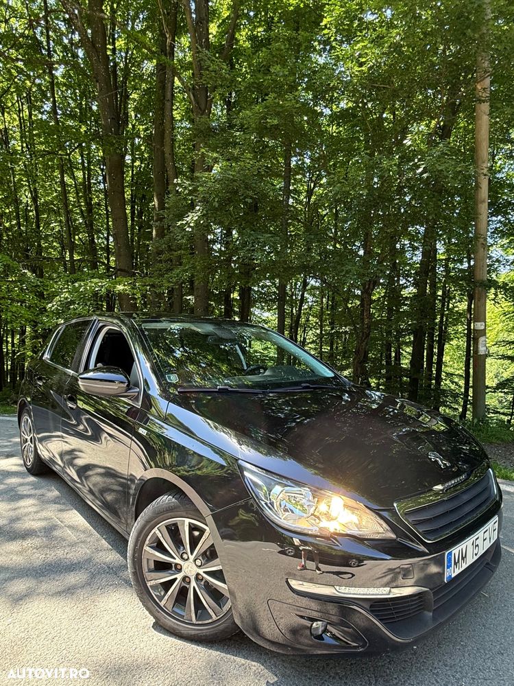 Peugeot 308 1.2 L PureTech Turbo Allure - 7