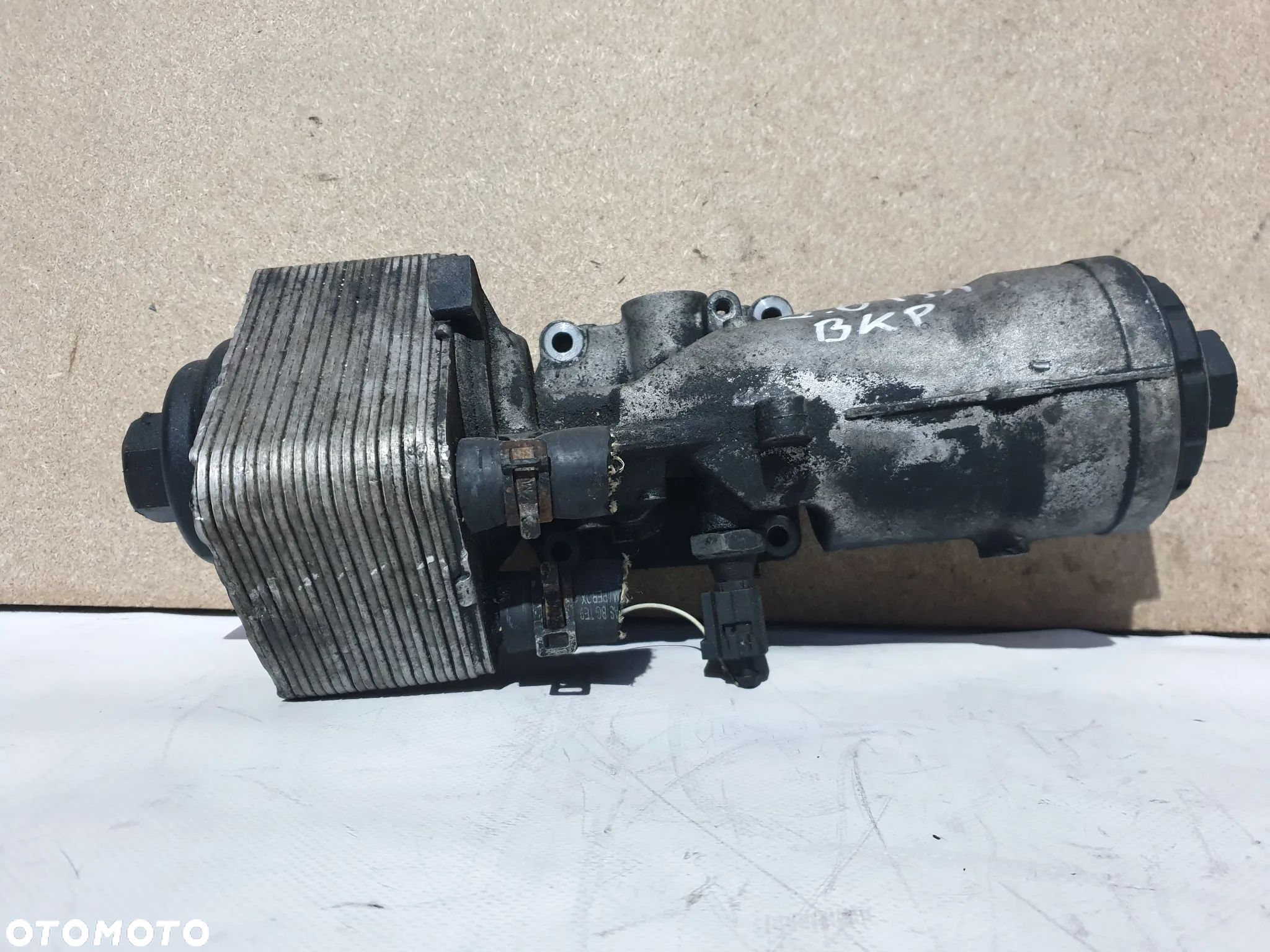 VW Seat Skoda Audi 2.0 TDI BKP Obudowa Podstawa Filtra Oleju 045115389J - 1