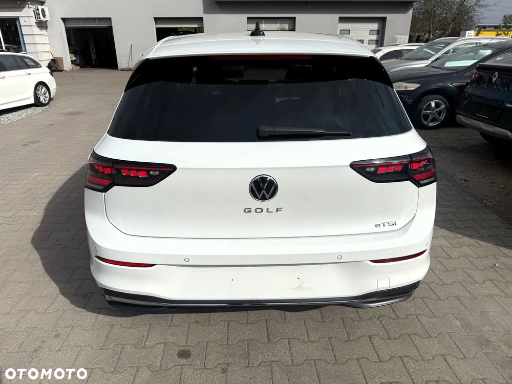 Volkswagen Golf 1.5 eTSI OPF DSG Goal - 2