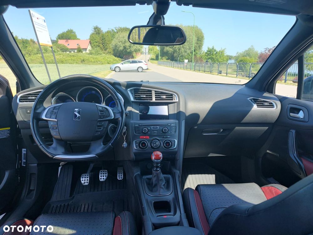 Citroën DS4 2.0 HDi SportChic - 6