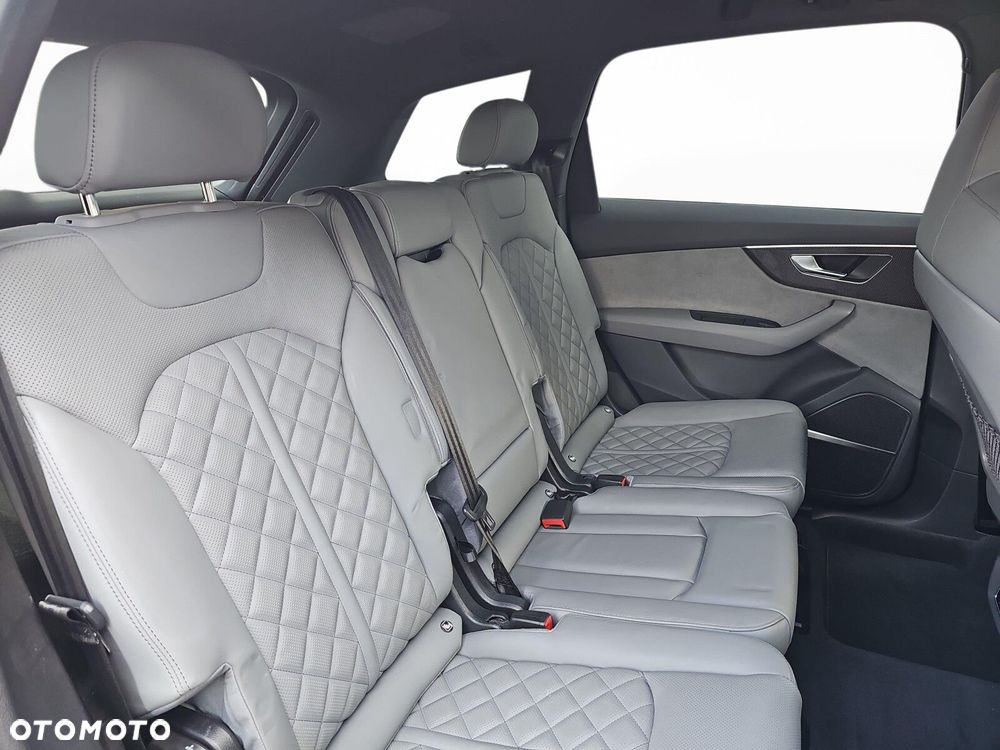 Audi Q7 - 29