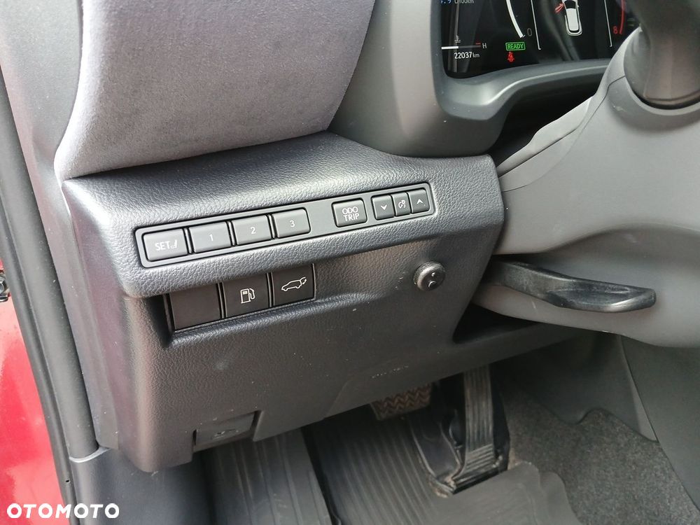 Lexus LBX 1.5 Hybrid Cool AWD - 13