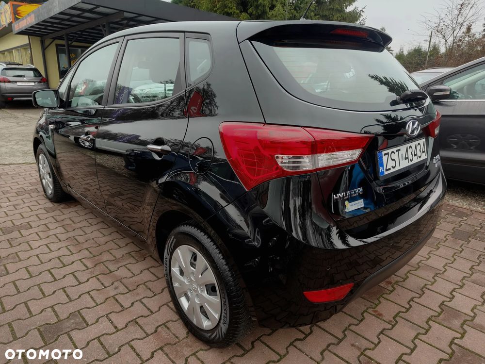 Hyundai ix20 1.6 CRDi Fifa World Cup Edition - 13