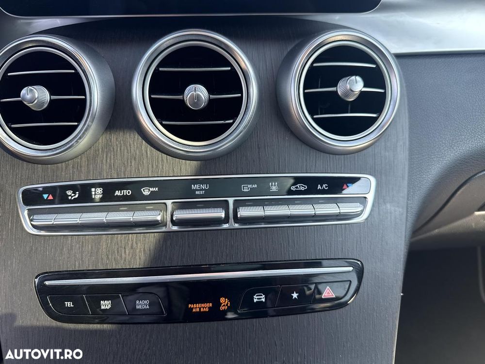 Mercedes-Benz GLC - 21