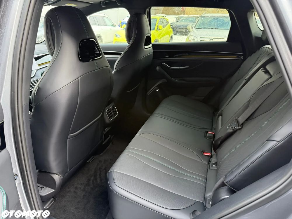 BYD Seal U 1.5T Design AWD - 10