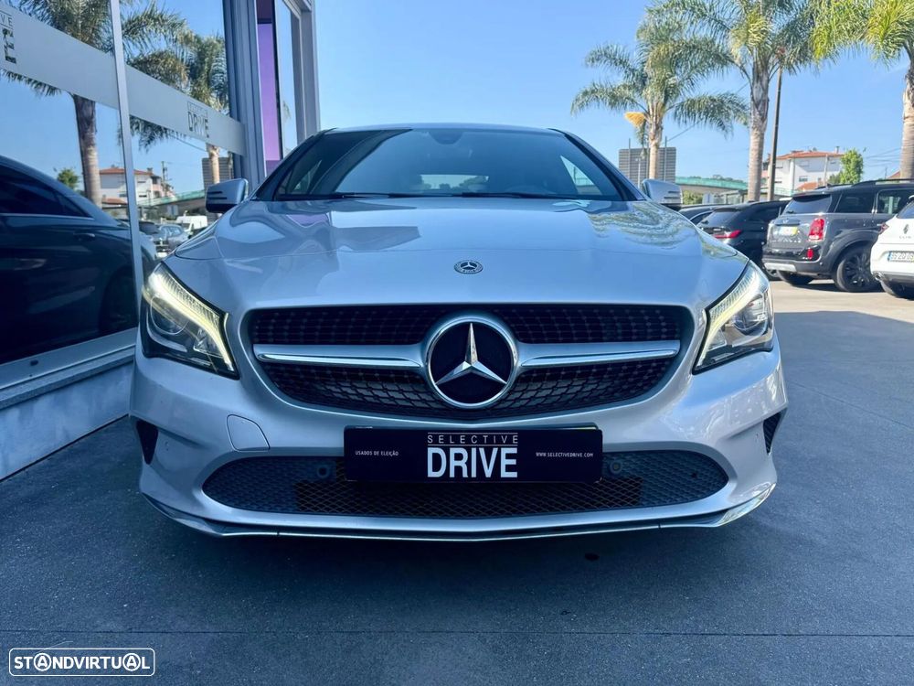Mercedes-Benz CLA 180 d Urban - 3