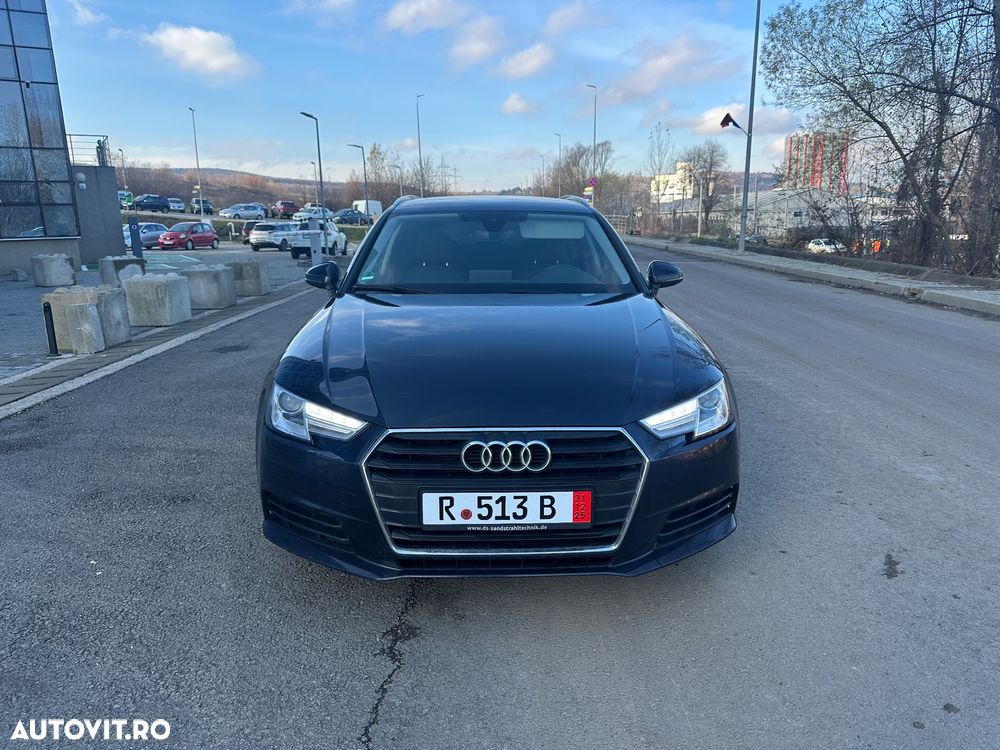Audi A4 Avant 2.0 TDI S tronic Sport - 9