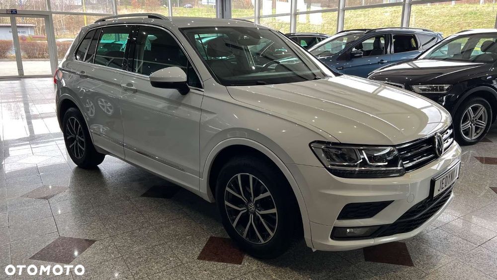 Volkswagen Tiguan - 4