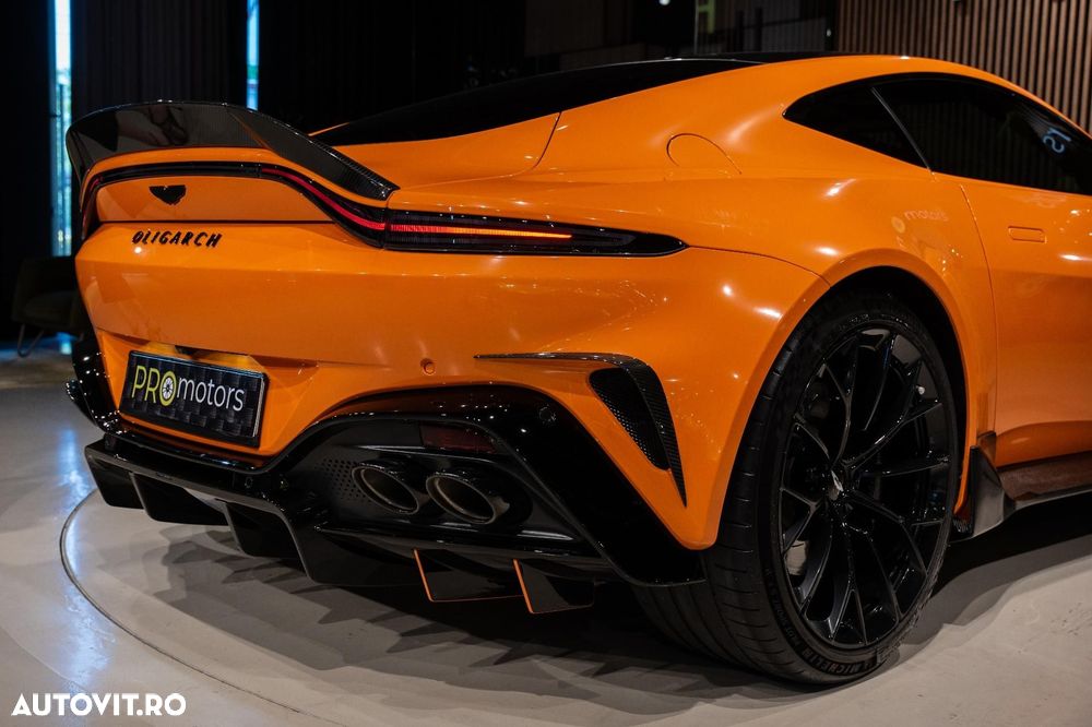 Aston Martin V8 Vantage - 27