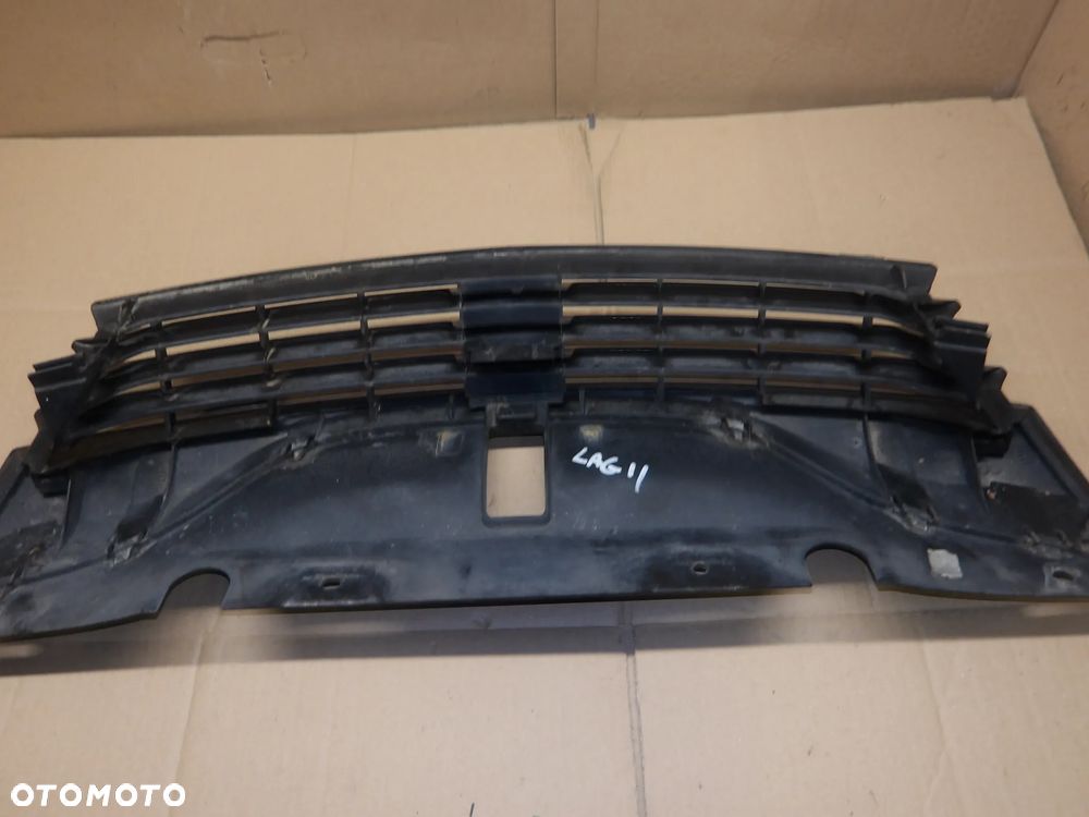 RENAULT LAGUNA II 01-04 HB 5D GRILL ATRAPA - 2