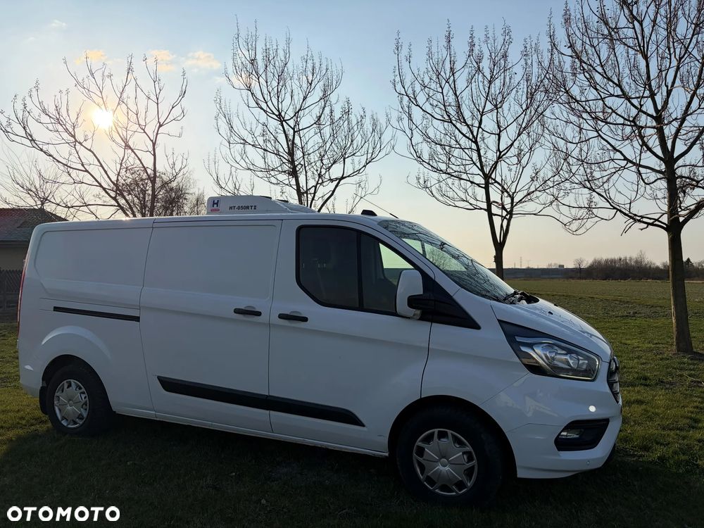 Ford TRANSIT CUSTOM - 11
