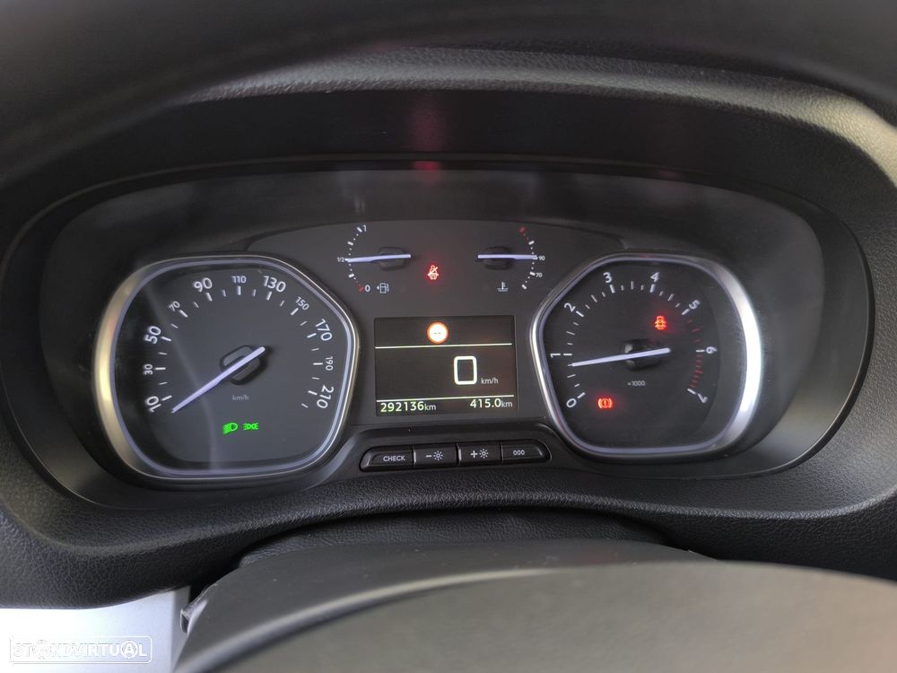 Citroën Jumpy 1.5 BlueHDi M - 41